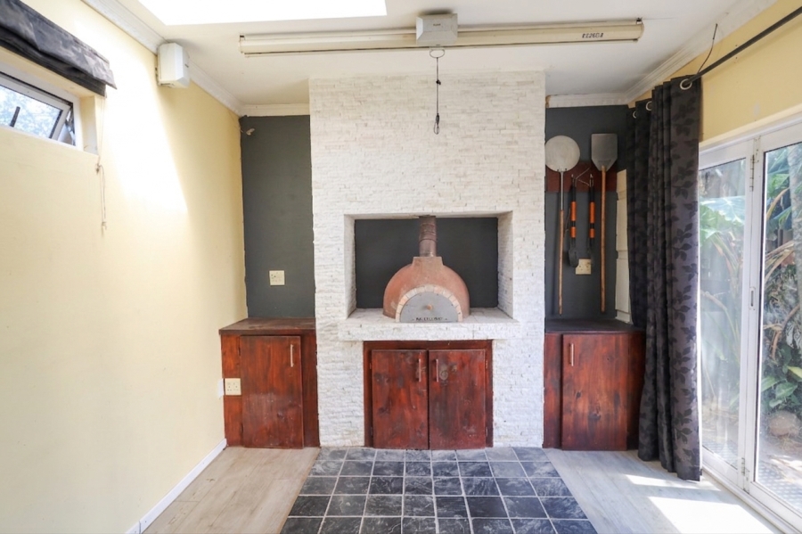 4 Bedroom Property for Sale in Woodleigh Eastern Cape